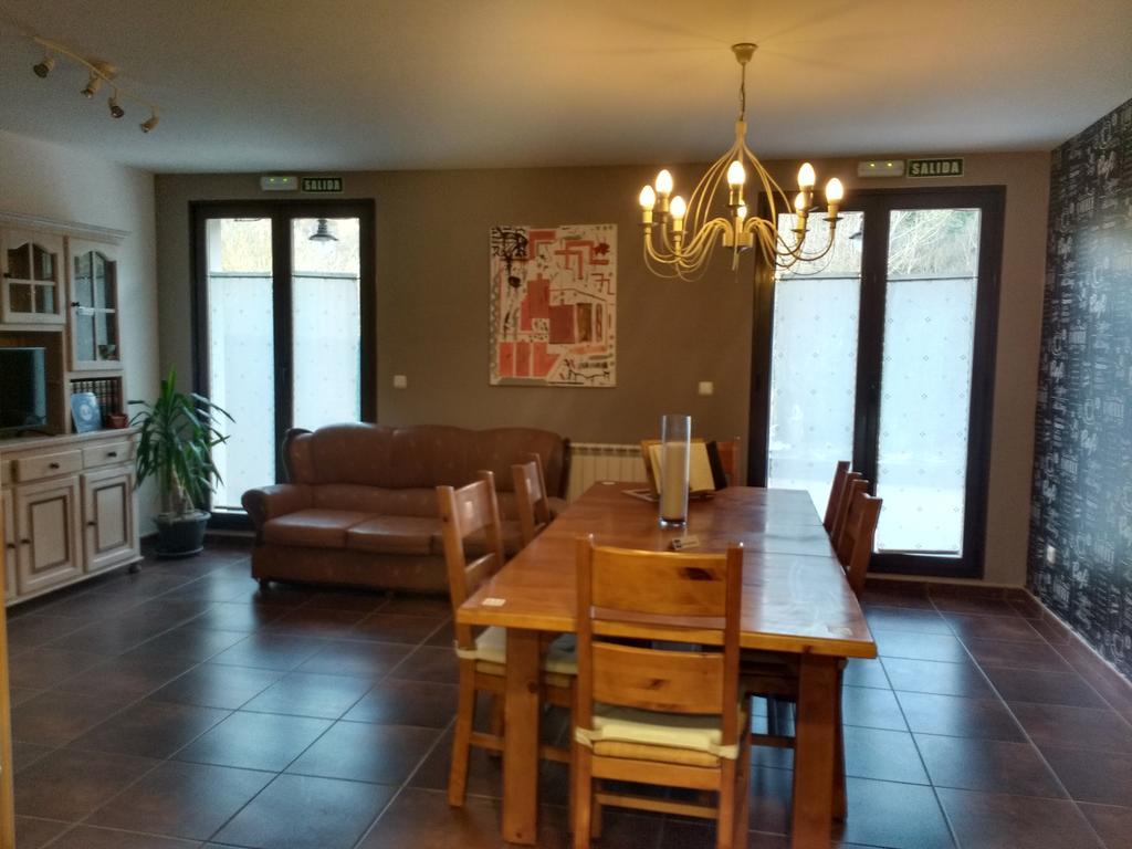 Larrasoana Casa Tau 게스트하우스 외부 사진